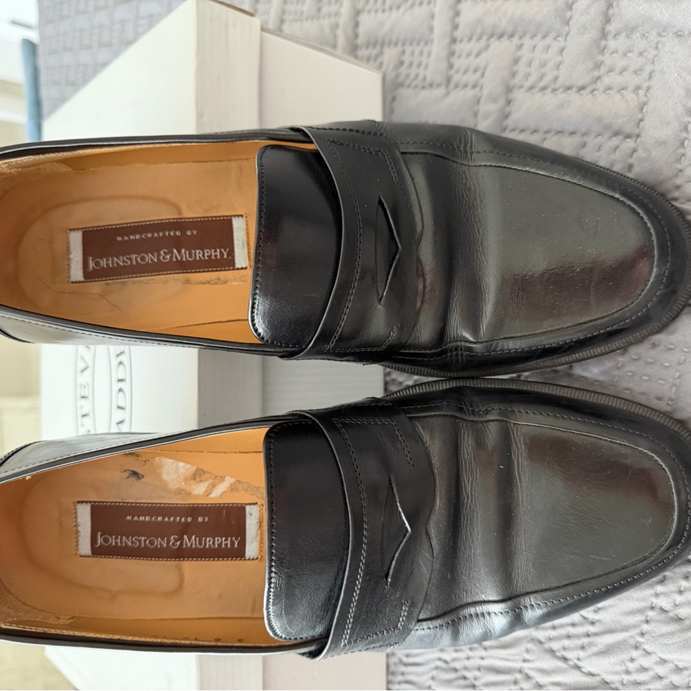 Johnston & Murphy Classic Black Leather Loafers